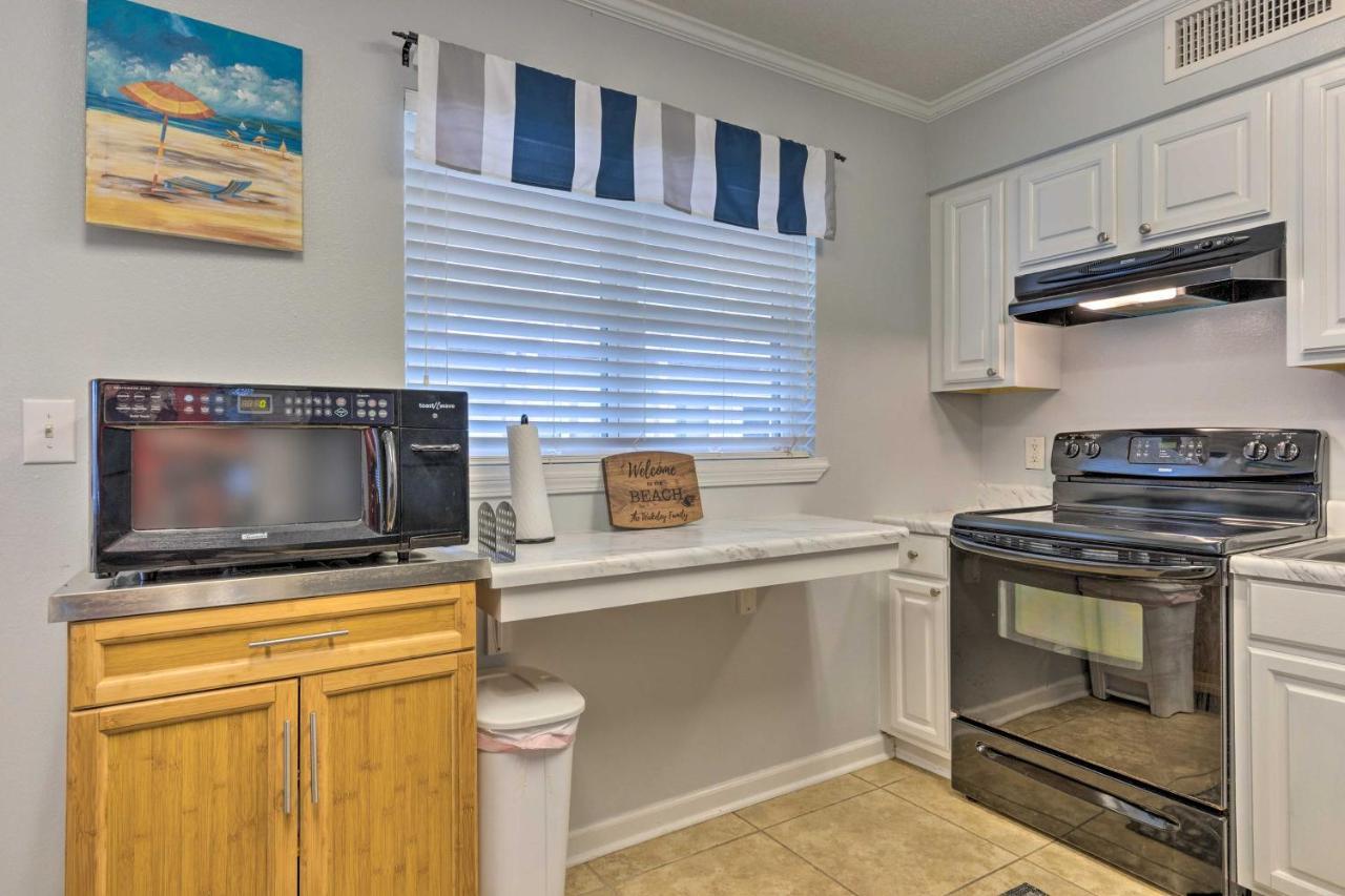 Downtown Gulf Shores Condo - 1 Block To Beach! エクステリア 写真