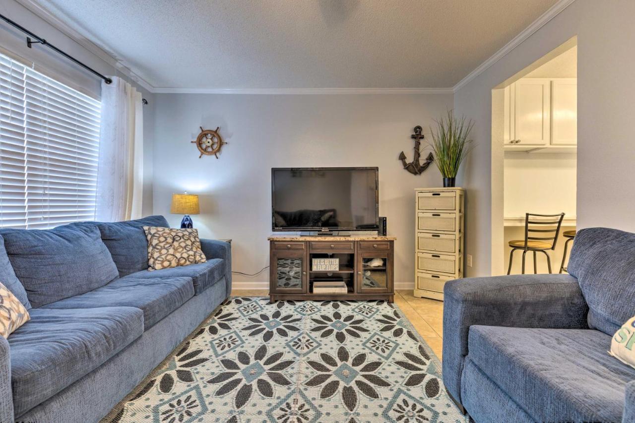 Downtown Gulf Shores Condo - 1 Block To Beach! エクステリア 写真