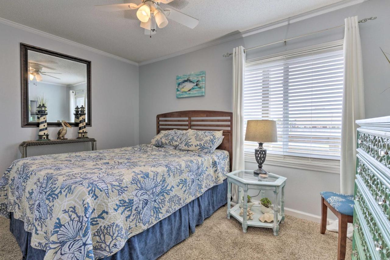 Downtown Gulf Shores Condo - 1 Block To Beach! エクステリア 写真