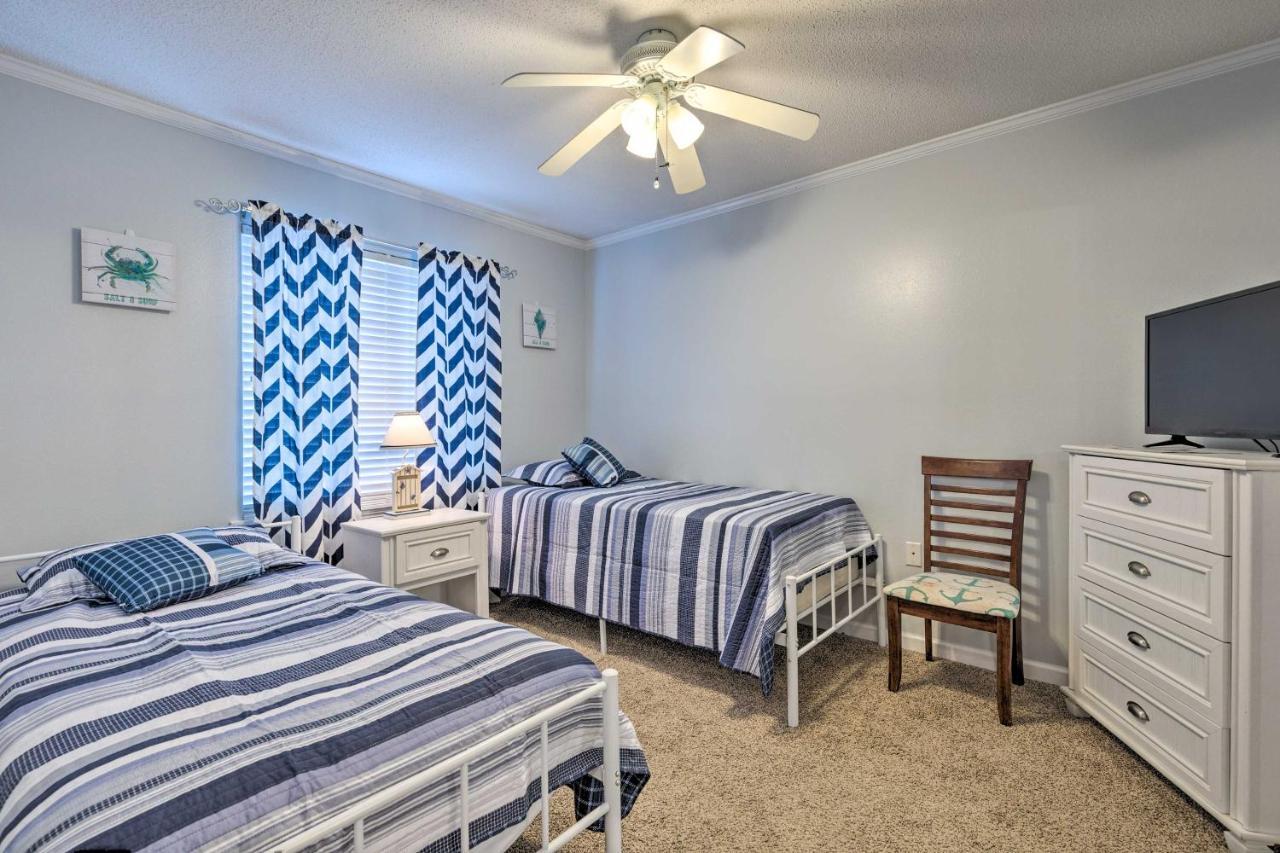 Downtown Gulf Shores Condo - 1 Block To Beach! エクステリア 写真